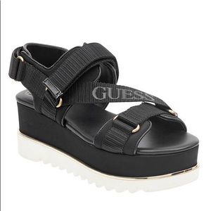 LAURETA VELCRO PLATFORM SANDALS